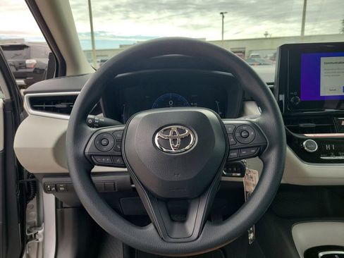 New 2026 Toyota Corolla LE image 31