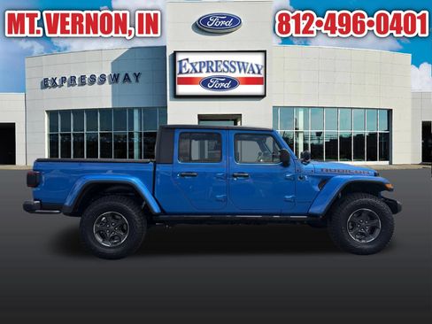 Used 2021 Jeep Gladiator Rubicon w/ Dual Top Group AWD/4WD image 5
