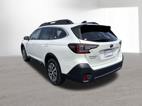 Used 2022 Subaru Outback Premium AWD/4WD image 6