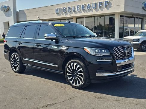 Used 2023 Lincoln Navigator Black Label AWD/4WD image 1