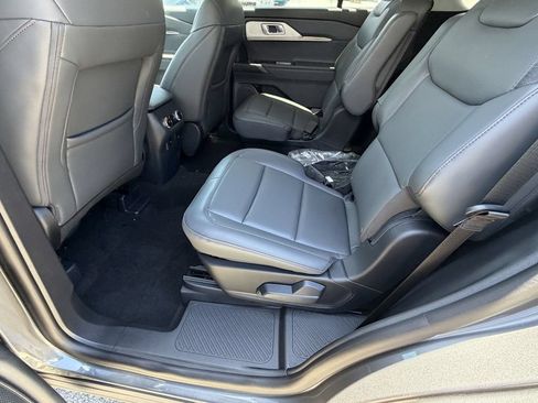 New 2026 Ford Explorer Active w/ Active Comfort Package RWD image 21