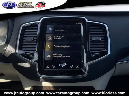 Used 2017 Volvo XC90 T6 Momentum w/ Vision Package AWD/4WD image 14