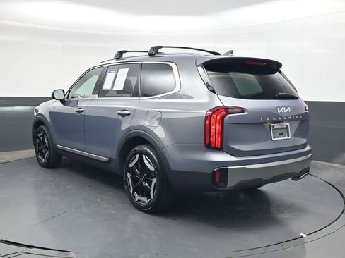 Used 2025 Kia Telluride S FWD image 6