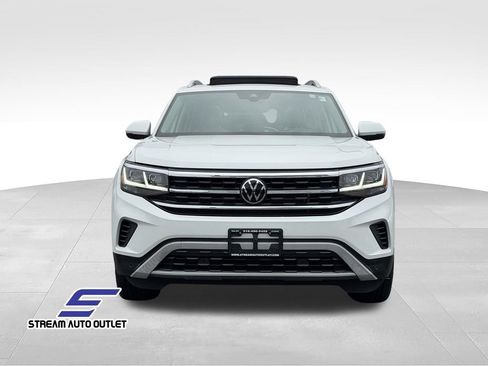 Used 2022 Volkswagen Atlas SEL AWD/4WD image 2