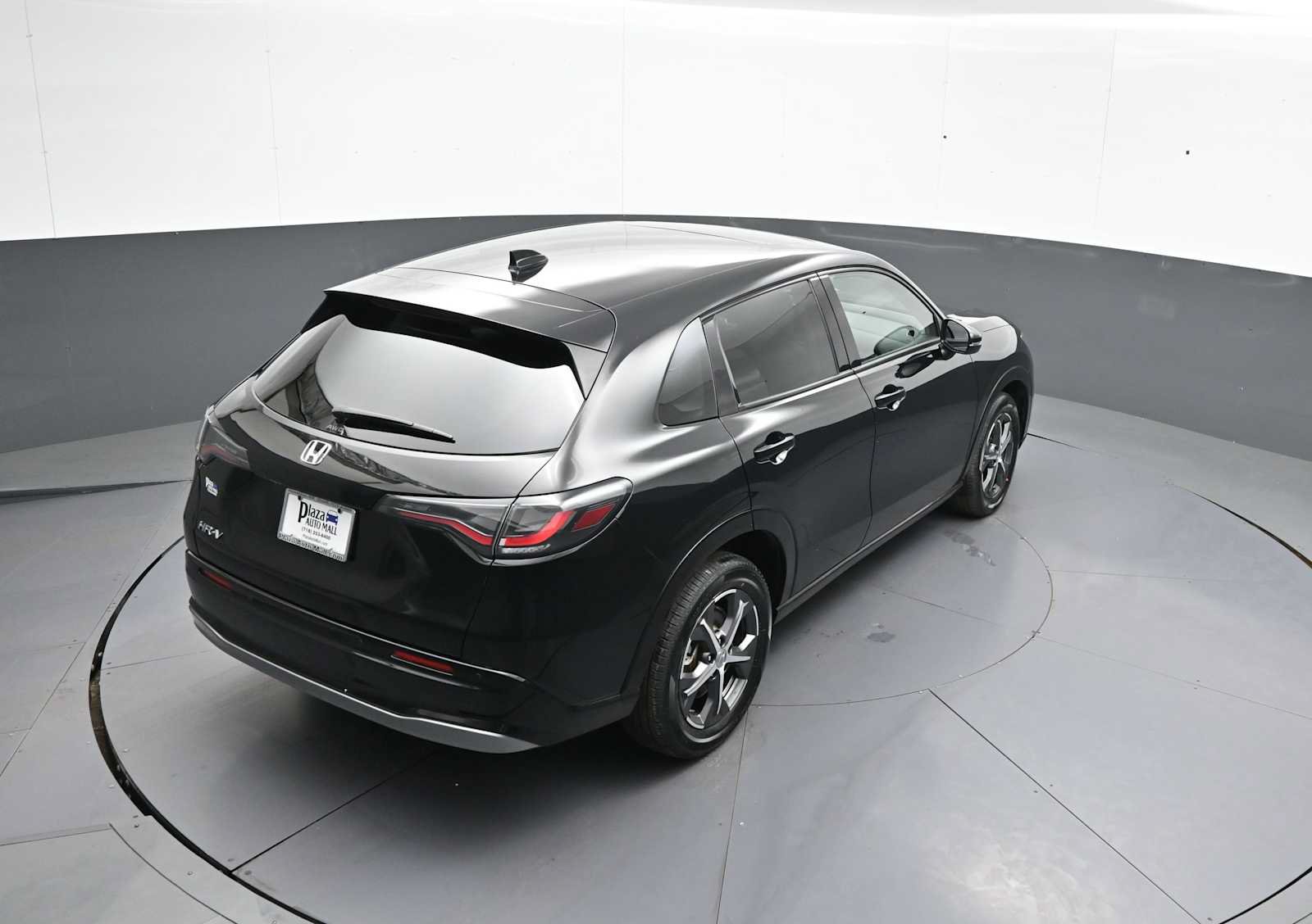 Used 2024 Honda HR-V EX-L image 37