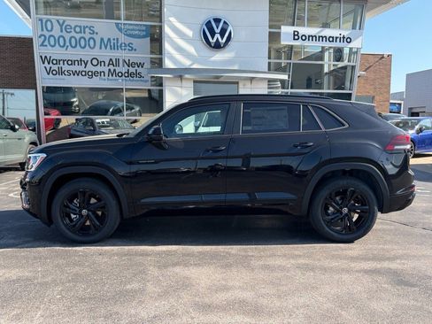 New 2026 Volkswagen Atlas Cross Sport SEL R-Line AWD/4WD image 2