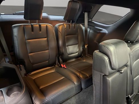 Used 2016 Ford Explorer Limited w/ Equipment Group 301A image 20