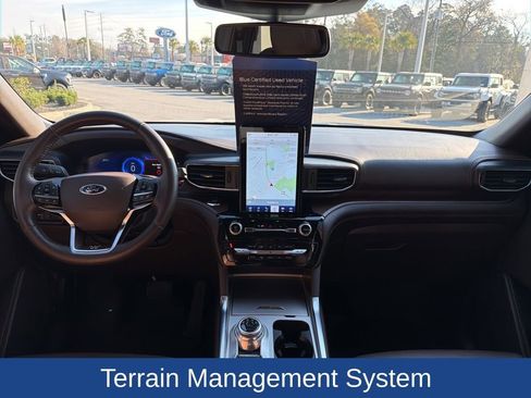 Certified 2023 Ford Explorer King Ranch w/ Technology Package image 19