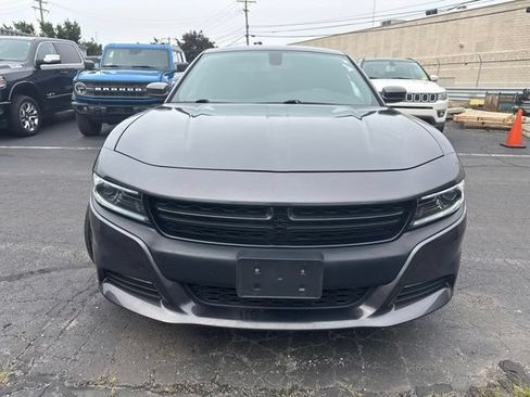 Certified 2022 Dodge Charger SXT AWD/4WD image 2