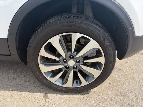 Used 2022 Buick Encore Preferred w/ Safety Package AWD/4WD image 15