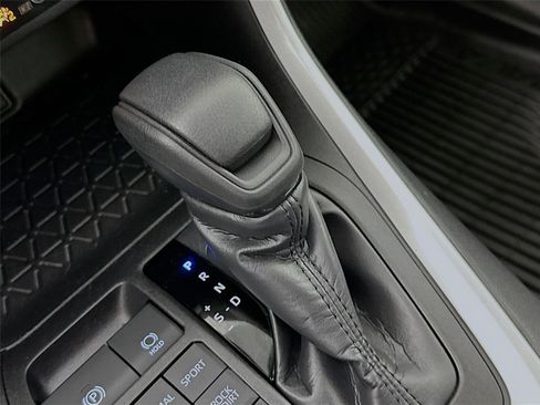 Used 2025 Toyota RAV4 XLE image 15