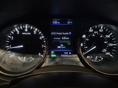 Used 2019 Nissan Rogue SV FWD image 23