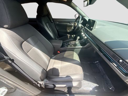 Certified 2022 Honda Civic Sport image 30