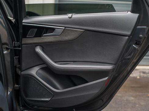 Used 2021 Audi A4 2.0T allroad Premium Plus image 32