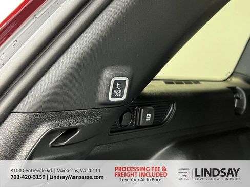 New 2025 Jeep Grand Cherokee Altitude AWD/4WD image 9