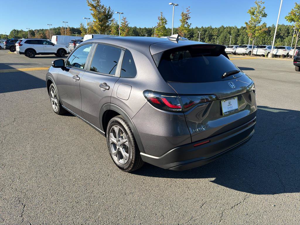 Certified 2026 Honda HR-V LX image 5