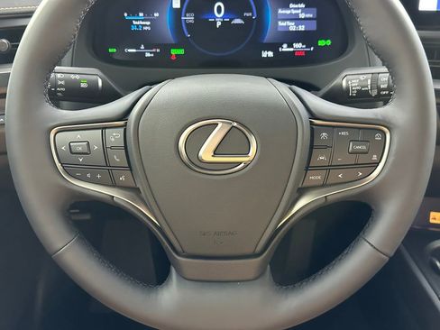 New 2026 Lexus UX 300h AWD image 28