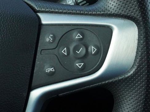 Used 2023 GMC Acadia SLE w/ Driver Convenience Package image 15