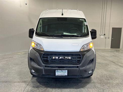 New 2025 RAM ProMaster 2500 w/ Convenience Group image 3