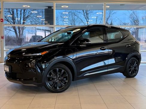 Used 2022 Chevrolet Bolt EUV Premier w/ Launch Edition image 1