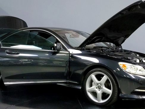 Used 2011 Mercedes-Benz CL 550 4MATIC image 9