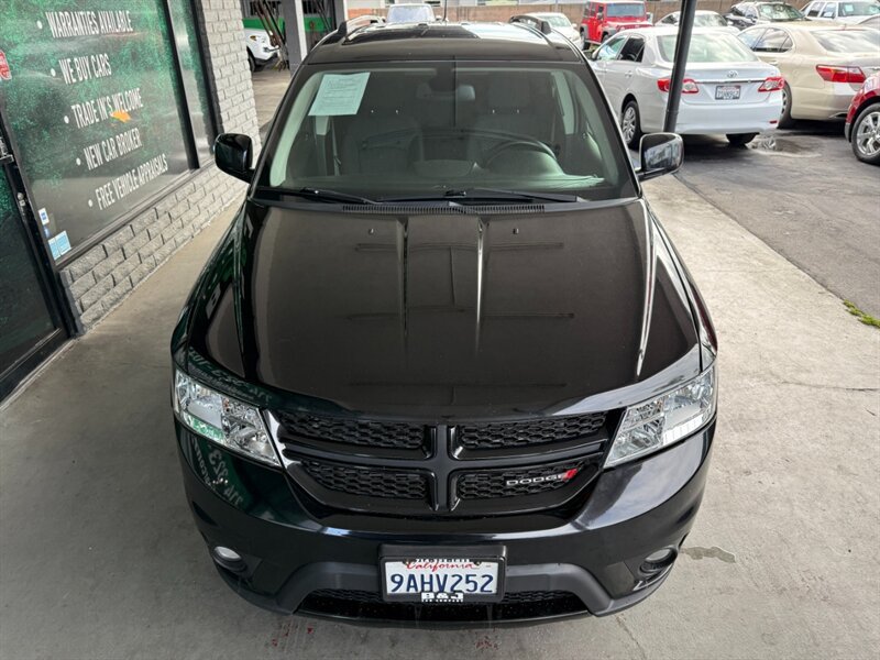 Used 2019 Dodge Journey SE w/ Premium Group FWD image 13