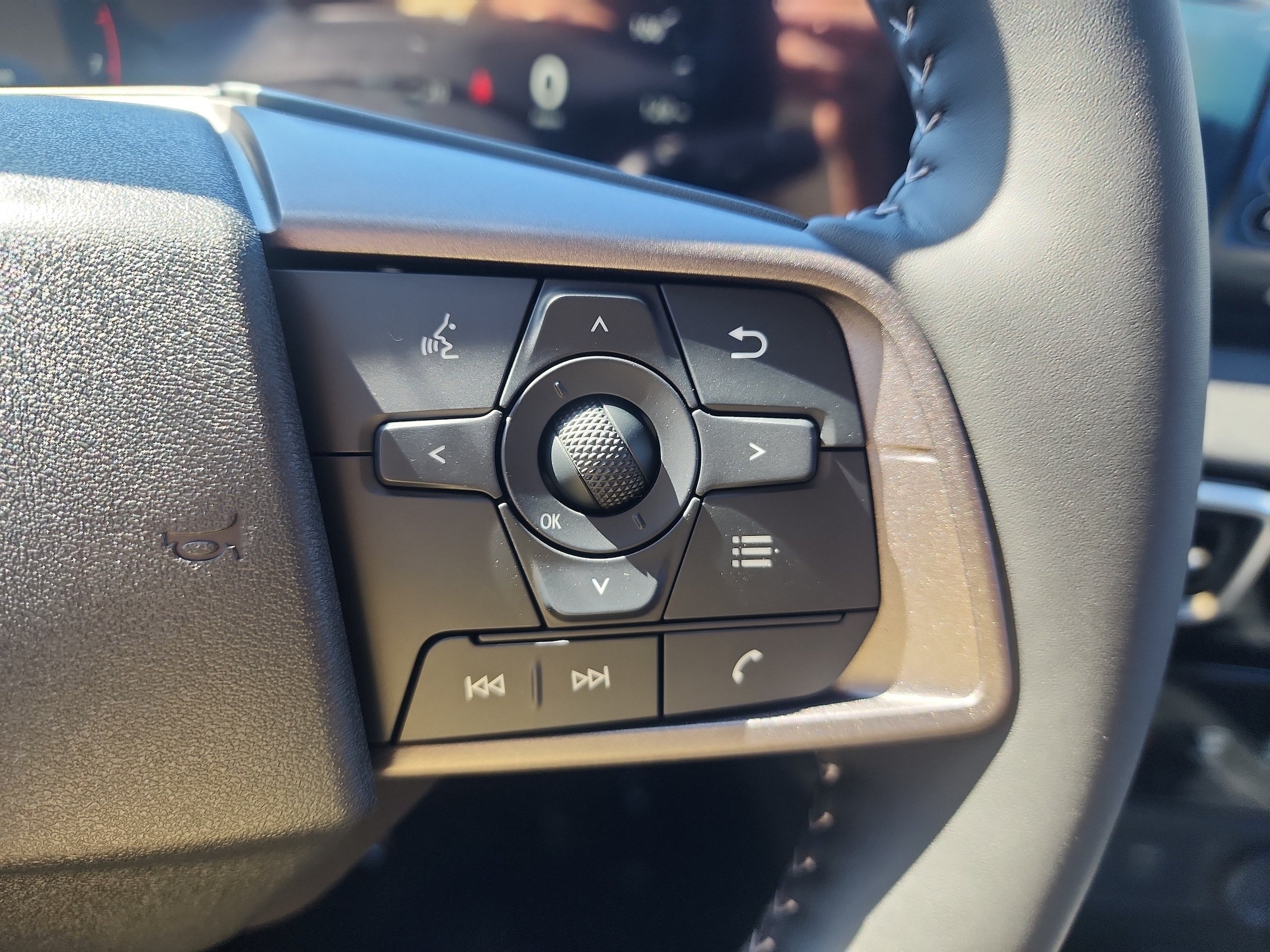 New 2027 Nissan Sentra SV FWD image 17