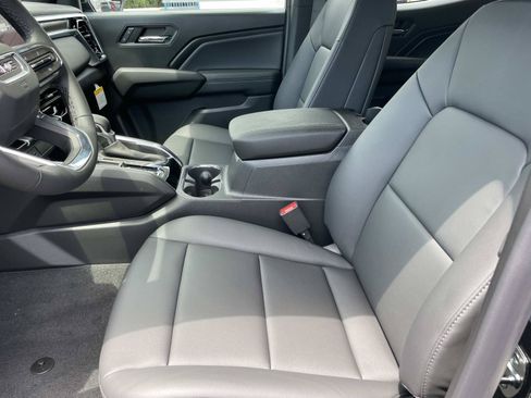 New 2026 GMC Canyon Elevation w/ Convenience Package RWD image 21