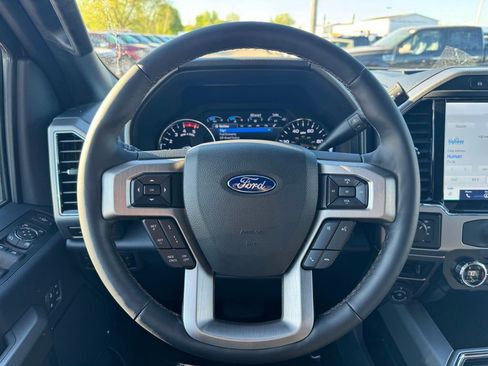 Certified 2022 Ford F350 Platinum w/ Tremor Off-Road Package AWD/4WD image 27