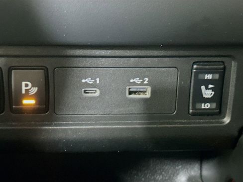 Used 2023 Nissan Frontier PRO-4X w/ Pro Convenience Package image 31