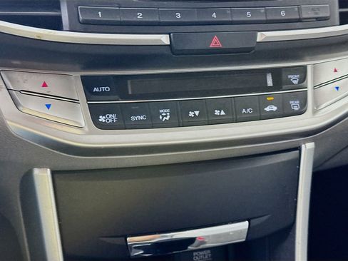 Used 2013 Honda Accord LX image 17