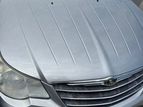 Used 2008 Chrysler Sebring Touring w/ Special Touring Group FWD image 7