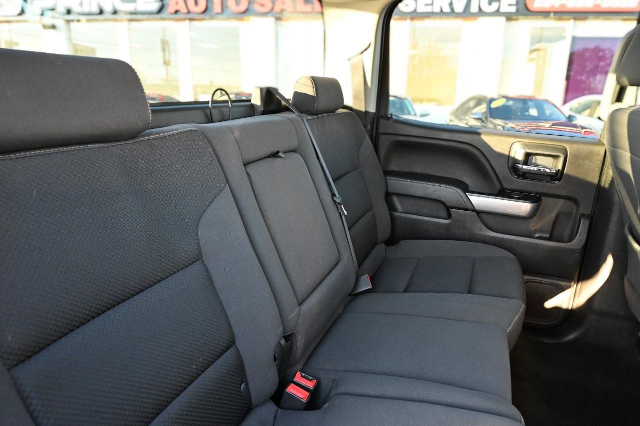 Used 2018 Chevrolet Silverado 1500 LT w/ All Star Edition AWD/4WD image 17
