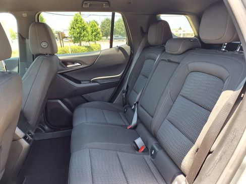 Used 2025 Chevrolet Equinox LT FWD image 18