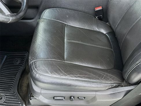 Used 2016 Ford F450 Lariat w/ Lariat Ultimate Package image 17