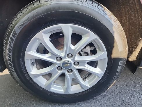 Used 2020 Chevrolet Equinox LS w/ LS Convenience Package FWD image 10