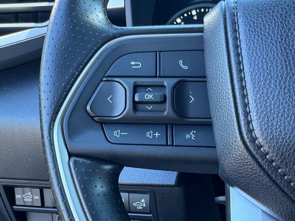 Used 2026 Toyota Tundra SR5 w/ SR5 Convenience Package AWD/4WD image 18