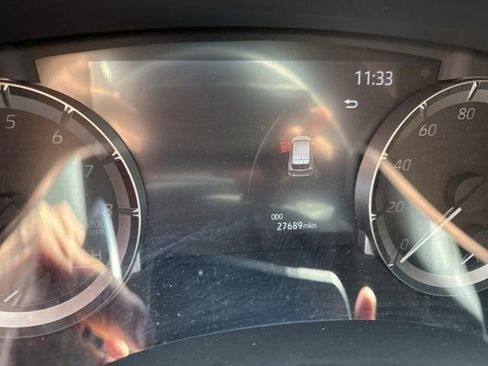 Used 2024 Toyota Highlander XSE image 9