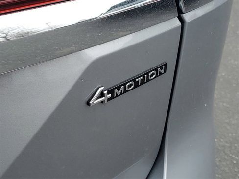 New 2026 Volkswagen Atlas SE image 7