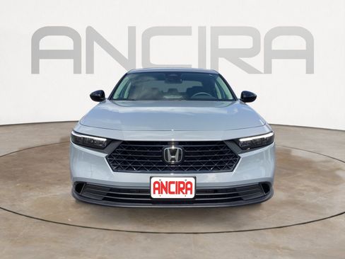 Used 2025 Honda Accord SE image 8