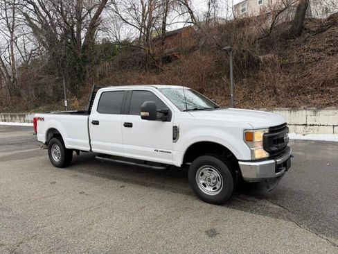 Used 2022 Ford F250 XL w/ Power Equipment Group image 14
