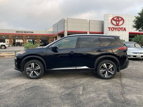 Used 2023 Nissan Rogue SL w/ SL Premium Package FWD image 8