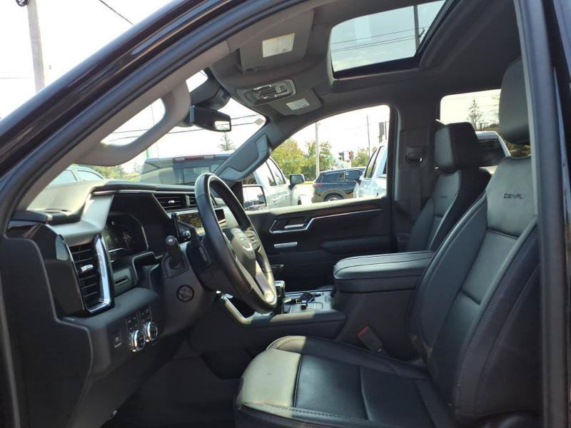 Used 2024 GMC Sierra 1500 Denali AWD/4WD image 4
