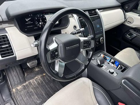 Used 2022 Land Rover Discovery HSE R-Dynamic AWD/4WD image 24