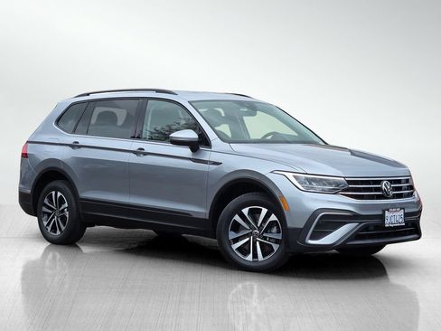 Used 2023 Volkswagen Tiguan S w/ IQ.Drive Package FWD image 2