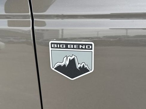 Used 2025 Ford Bronco Big Bend w/ Black Diamond Package image 11