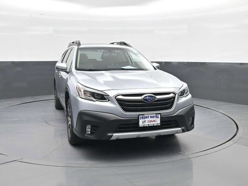 Used 2022 Subaru Outback Limited image 2