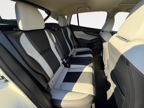 Used 2019 Subaru Crosstrek 2.0i Limited w/ Moonroof Package w/Navigation image 18