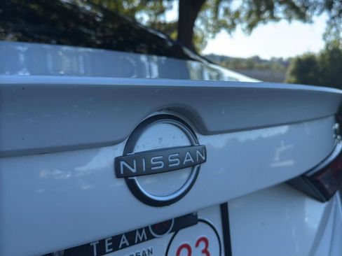 New 2025 Nissan Sentra SR image 13