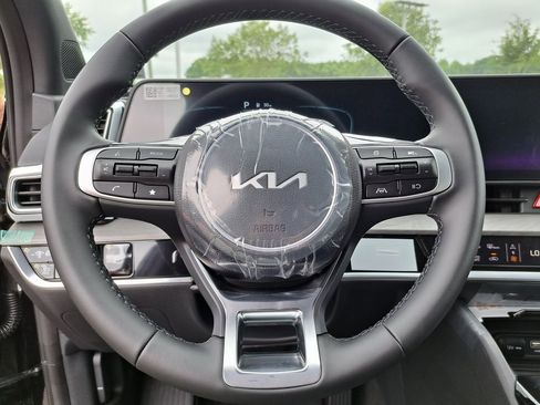 New 2025 Kia Sportage X-Line image 9